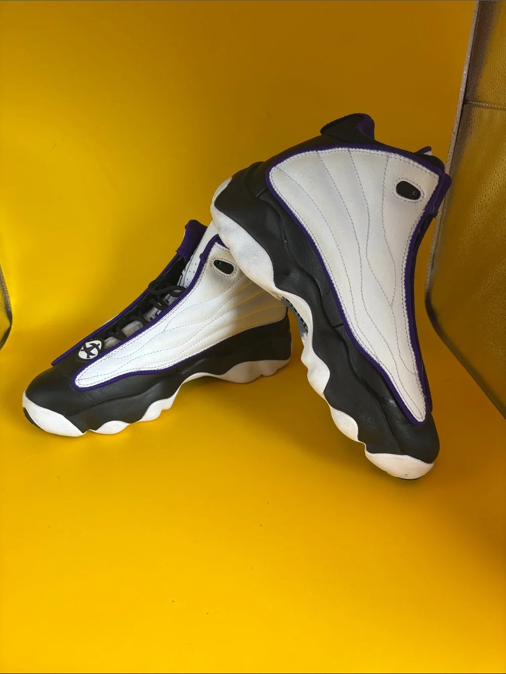 Air Jordan Kids Basketball Shoes - White, Black & Purple Size 6Y